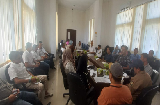 Kadis Perkim Kampar Kumpulkan Kumpulkan Seluruh TFL Bedah Rumah dan TFL Rumah Layak Huni