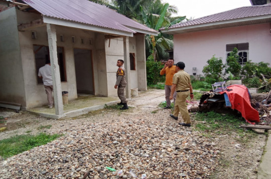 KADIS PERKIM KAMPAR TINJAU LOKASI BEDAH RUMAH & RUMAH LAYAK HUNI, PASTIKAN PROGRAM BERJALAN LANCAR